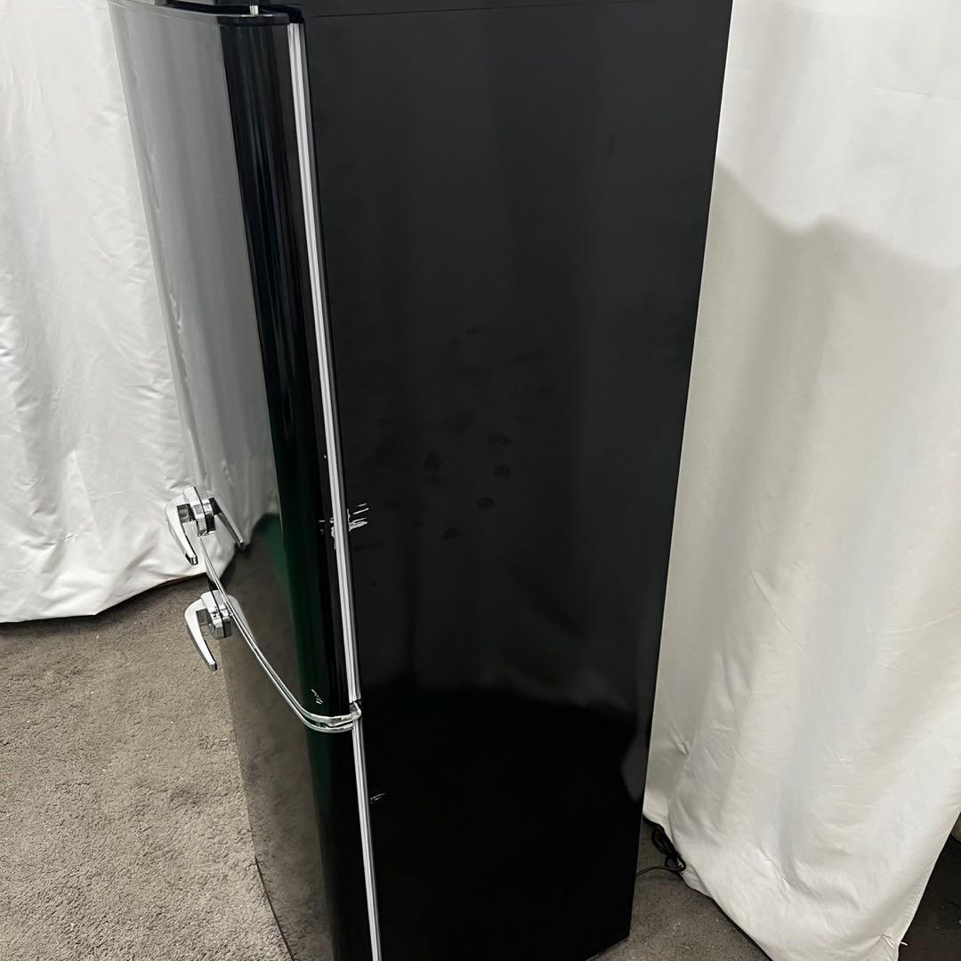 936⭕️冷蔵庫　レトロ　黒　150ℓ　アイリスオーヤマ　安い　23年　設置無料