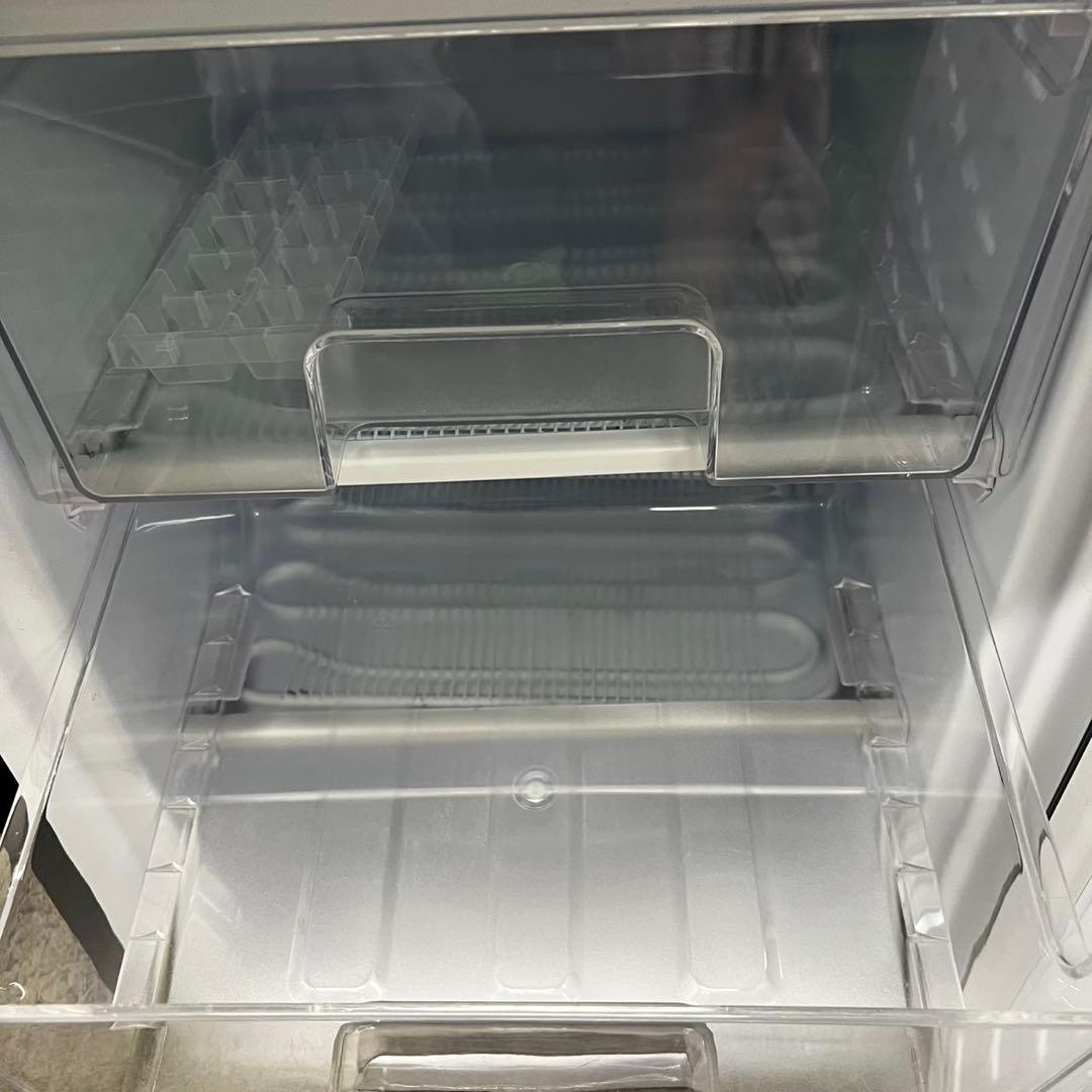 936⭕️冷蔵庫　レトロ　黒　150ℓ　アイリスオーヤマ　安い　23年　設置無料