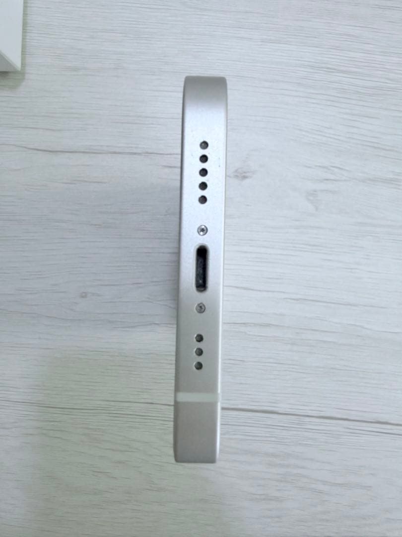 iPhone14 本体　スターライト　256GB