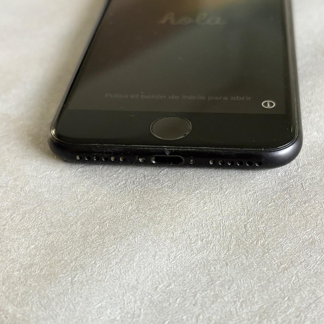 iPhone SE2 黒 256GB SIMフリー 香港版