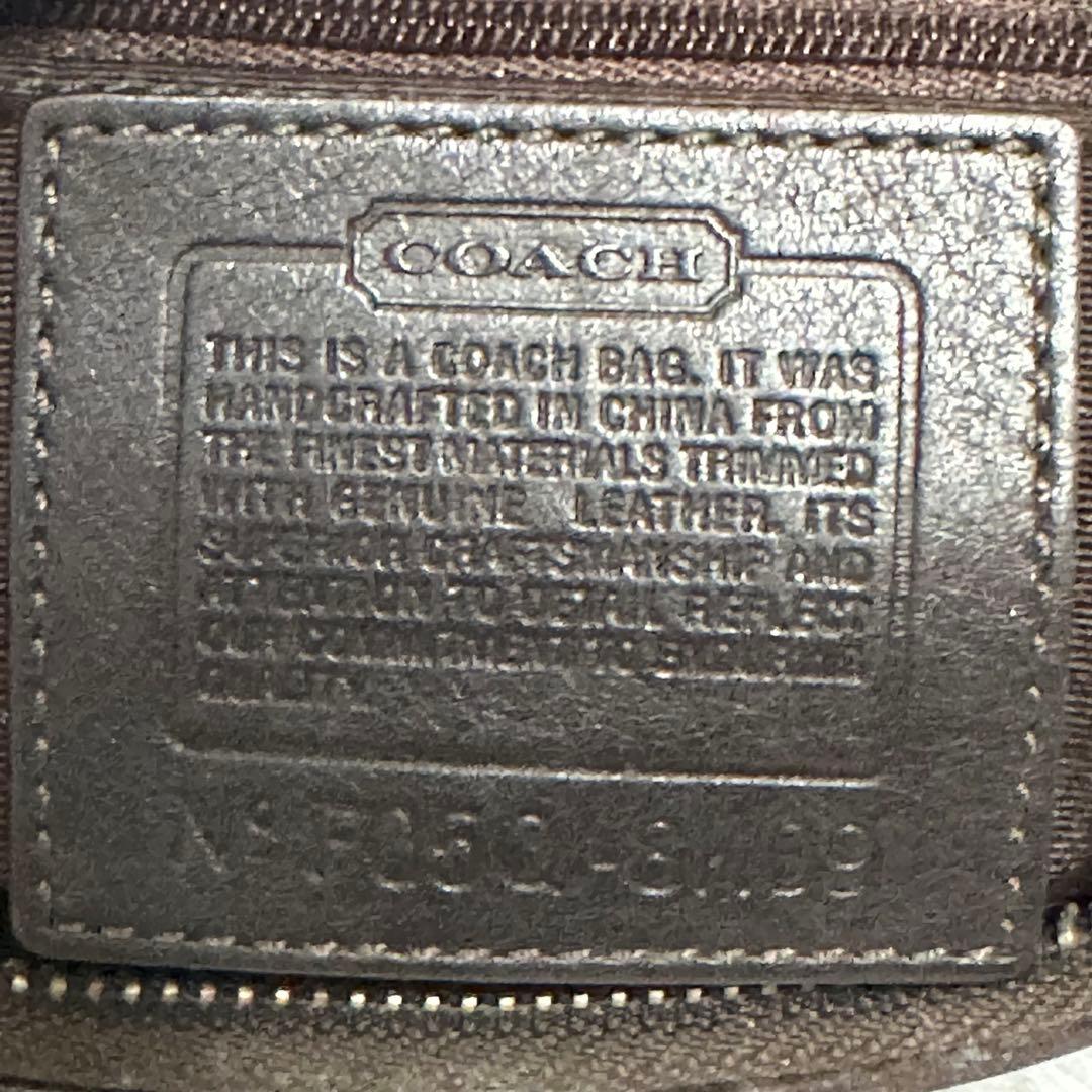 COACH コーチ ワンショルダー　アクセサリーポーチ シグネチャー　8K09