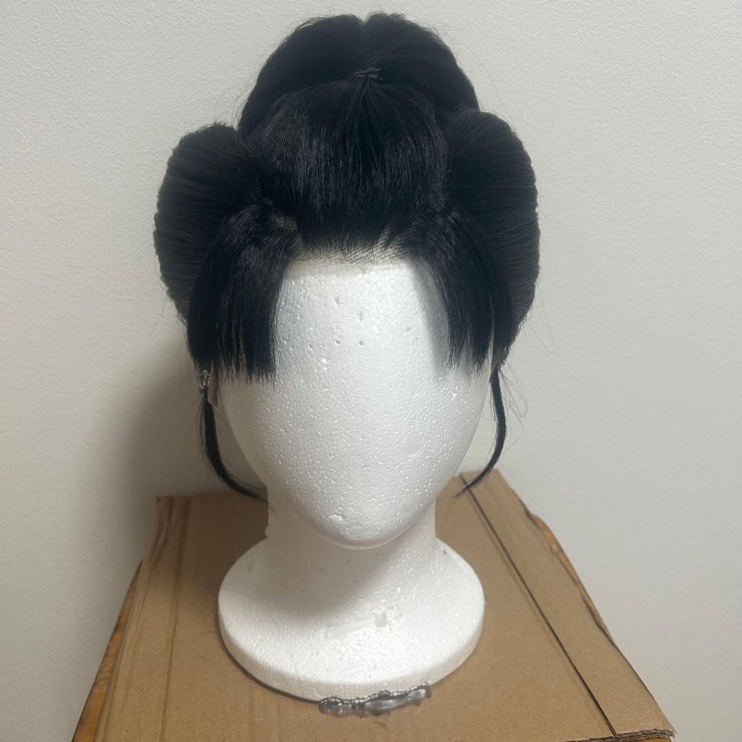 は*む様 鬼滅の刃　恋雪　コスプレウイッグ　セット済み