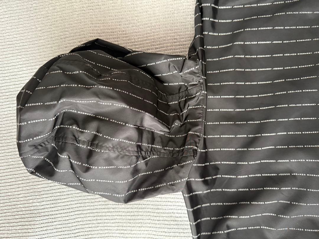 BURBERRY ストライプ柄 ブラック ナイロンジャケット M 美品