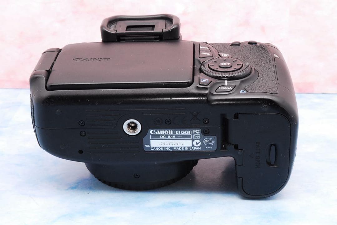 ☆Canon EOS 60D☆一眼レフカメラ☆S数少☆手ぶれ補正レンズ付