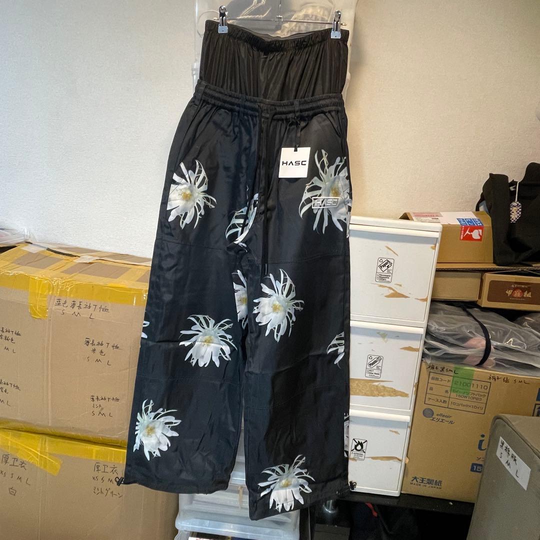 新品印花スキーパンツ M 男女兼用 花柄