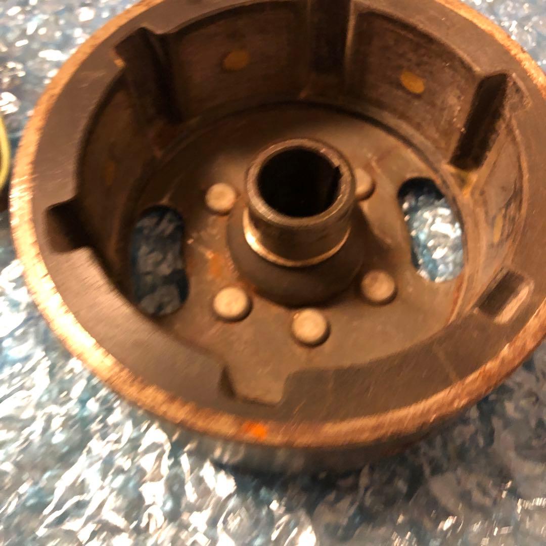 点火コイル 3コイル 金属製カワサキKM90の実働車からの取り外し部品です。