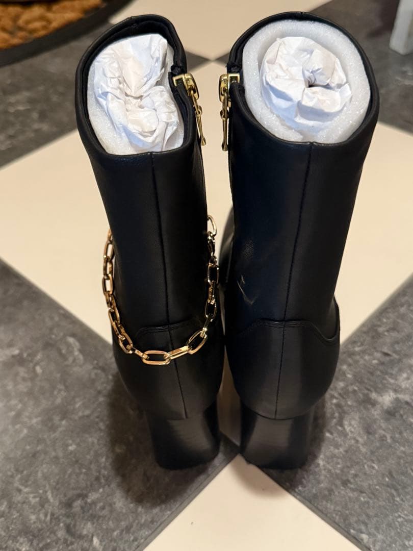 【未使用】スローブイエナ　チェーン付きヒールショートブーツ25 子山羊革　本革