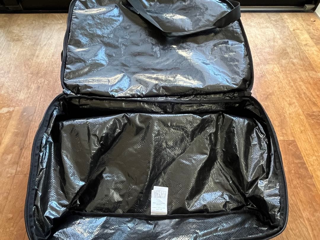美品　バートンBurton ギグ 70L ダッフルバッグ　スノーボード
