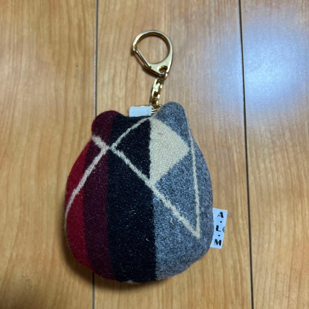 値下しました⭐︎　a love movement キーホルダー