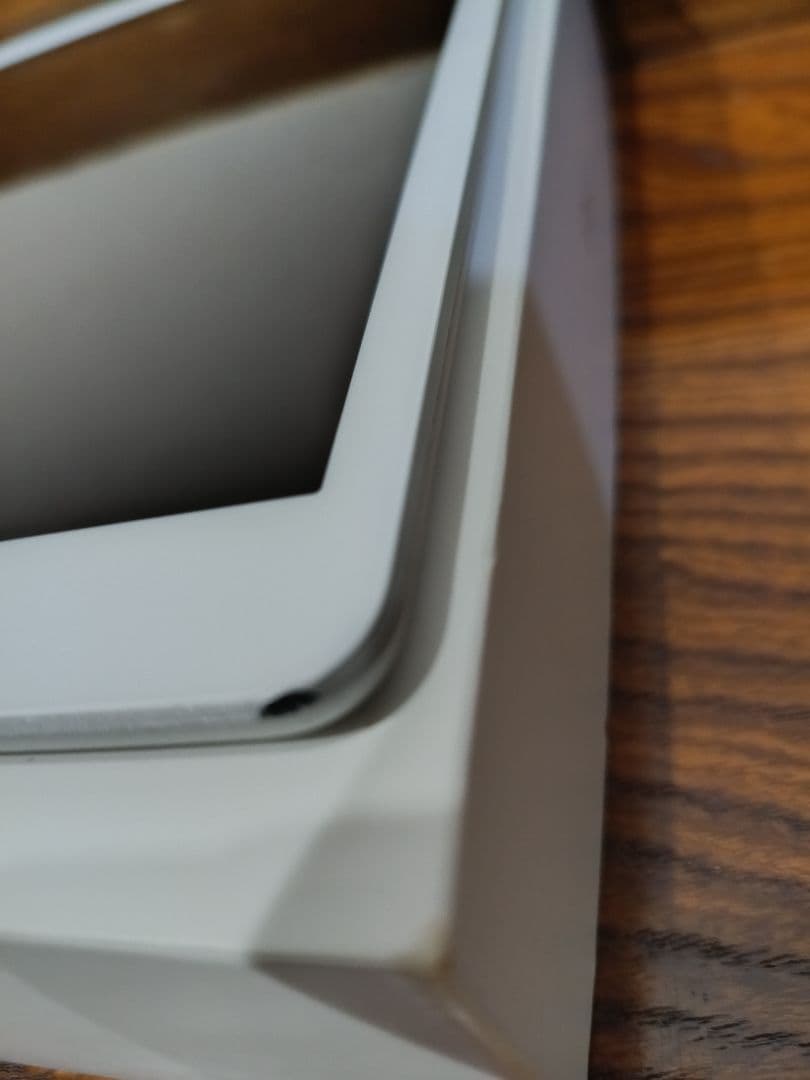 美品iPad本体（第7世代）32GB