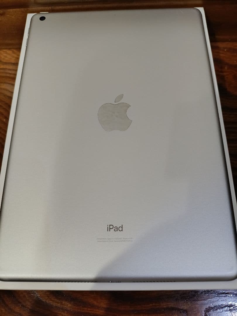 美品iPad本体（第7世代）32GB