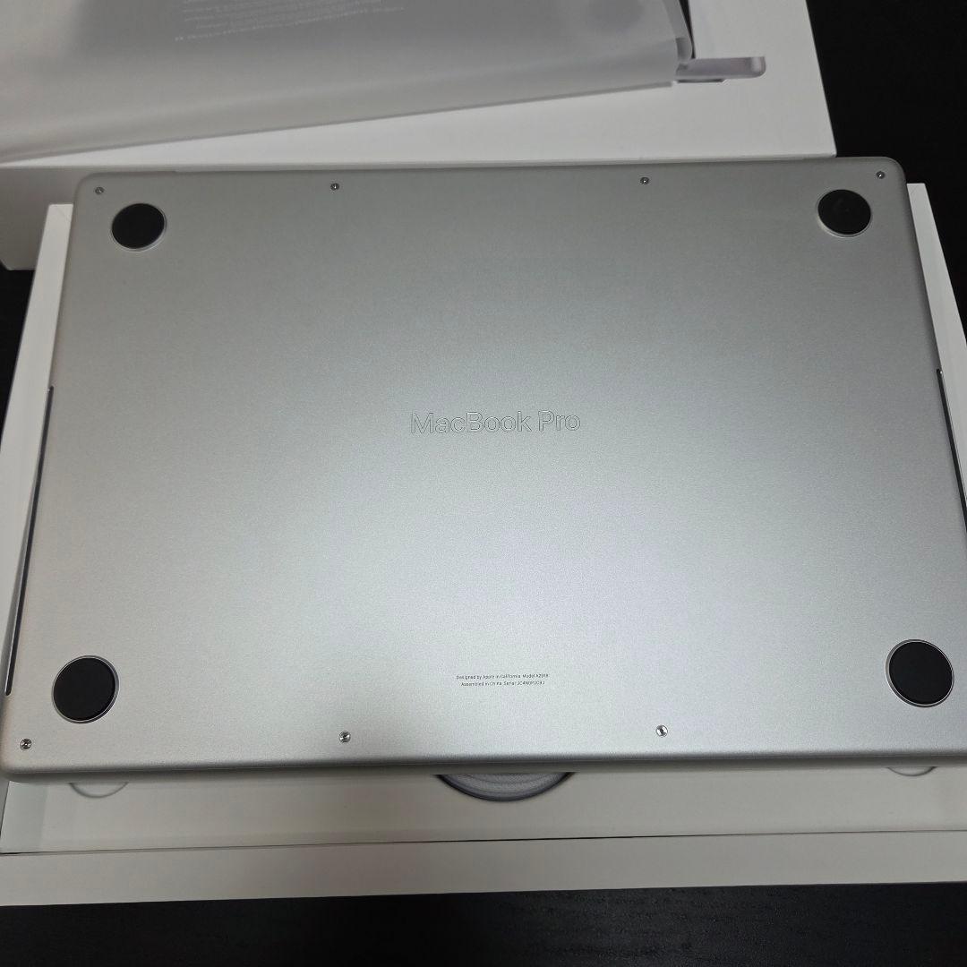 Apple MacBook Pro M3 1TB 14インチ
