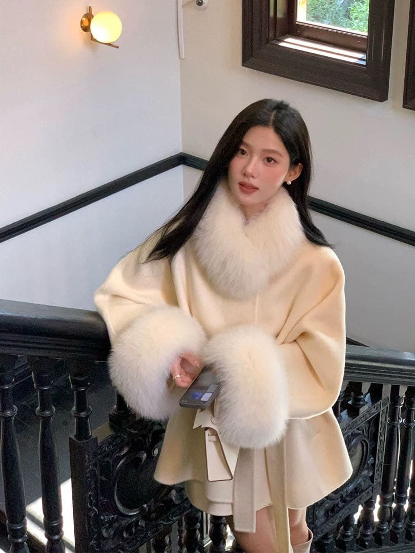 フォックスファーマフラー付きウールコート