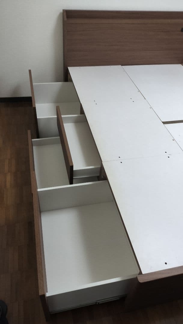 ニトリベッドフレーム セミダブル(大津市近隣配達無料、引き取りなら値引)