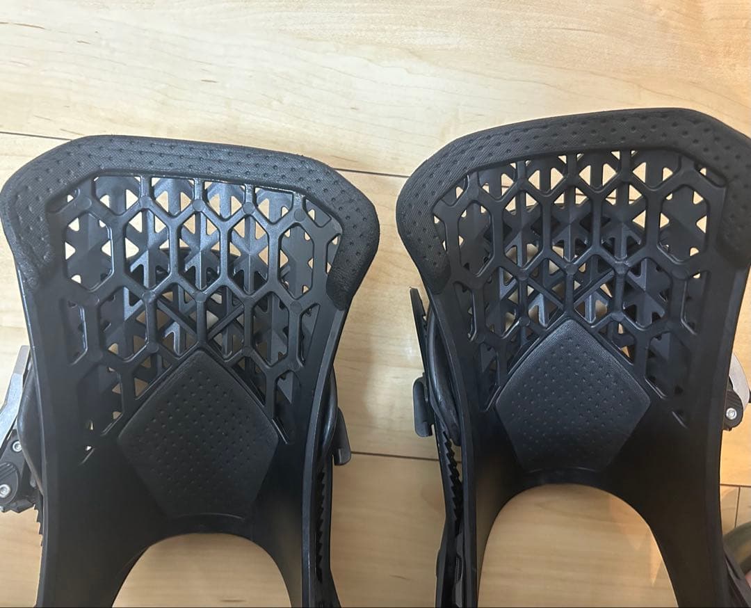 【keページ】SALOMON サロモン ハイランダー Mサイズ