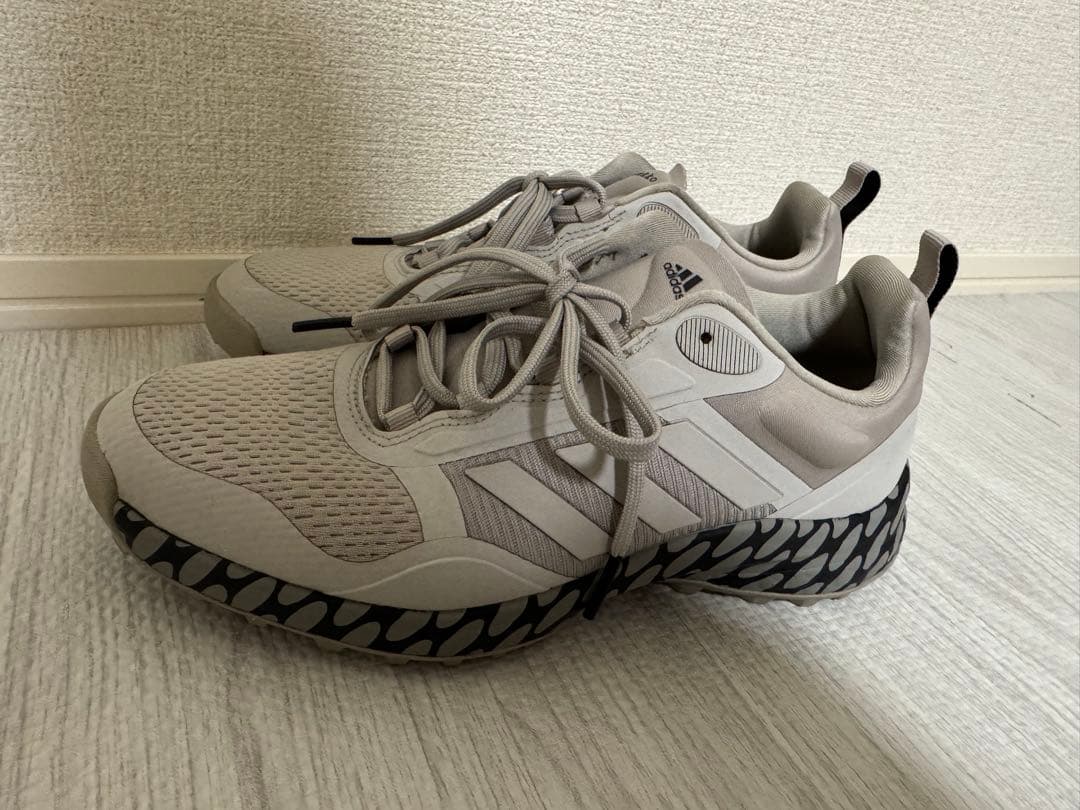 【adidas×マリメッコ】ゴルフシューズ　スニーカー グレー