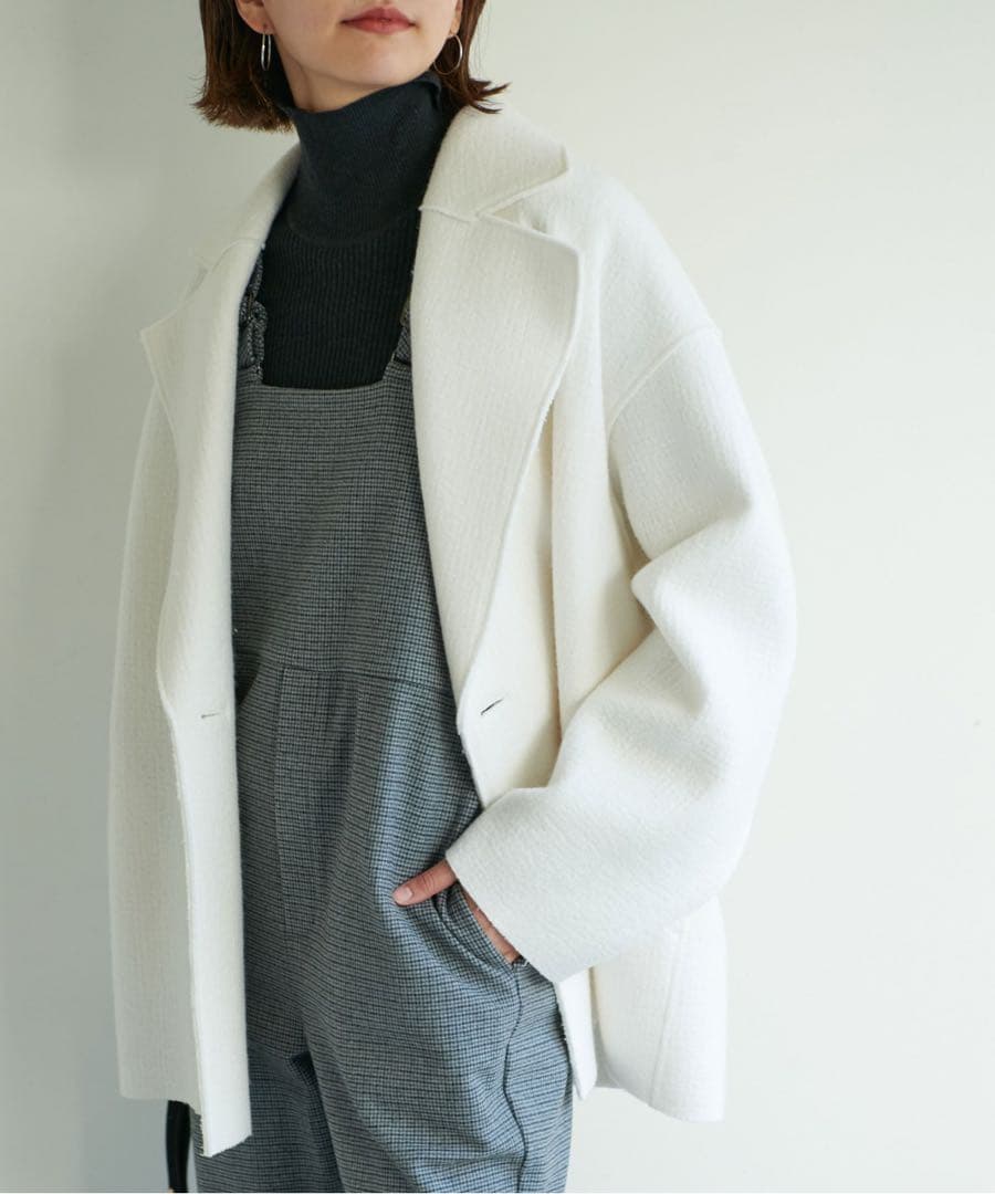 ガリャルダガランテ　ブークレーショートコート