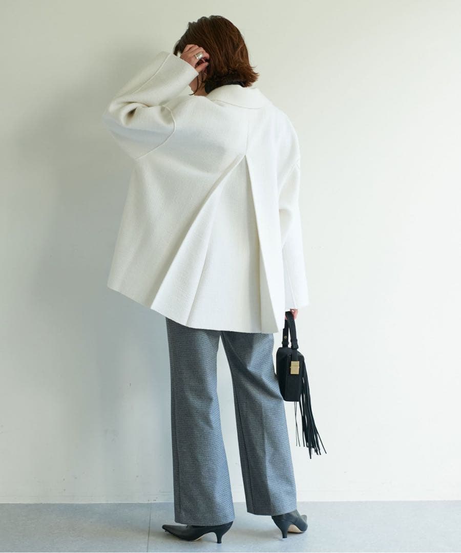 ガリャルダガランテ　ブークレーショートコート