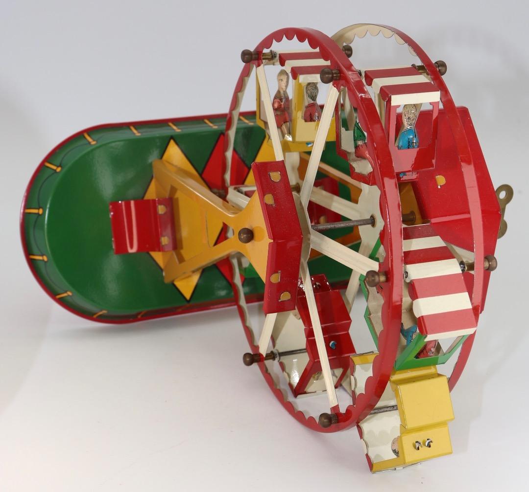 レアアイテム T＆W ドイツ製クロックワーク駆動、ブリキ製観覧車 約22cm