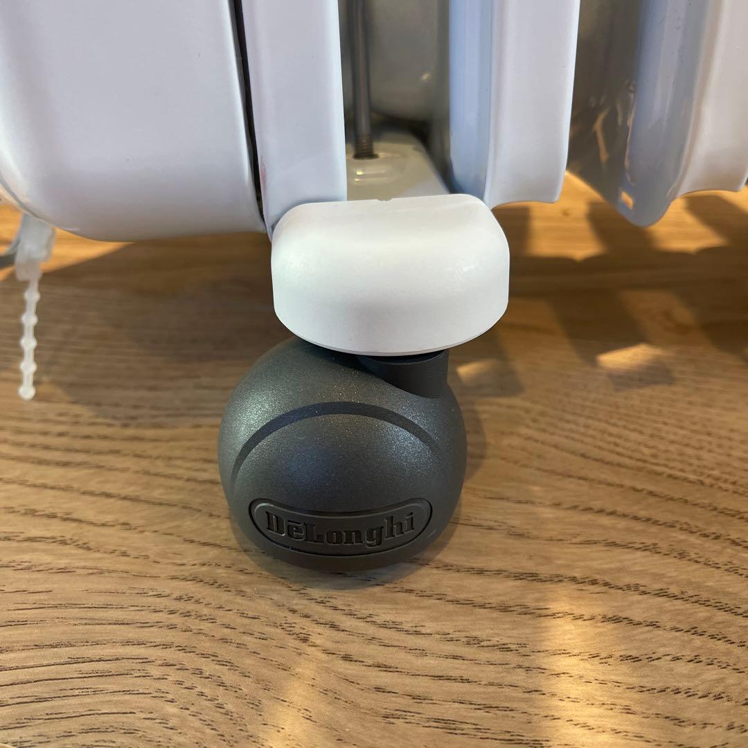 デロンギ アミカルドオイルヒーター 暖房器具 ヒーター
