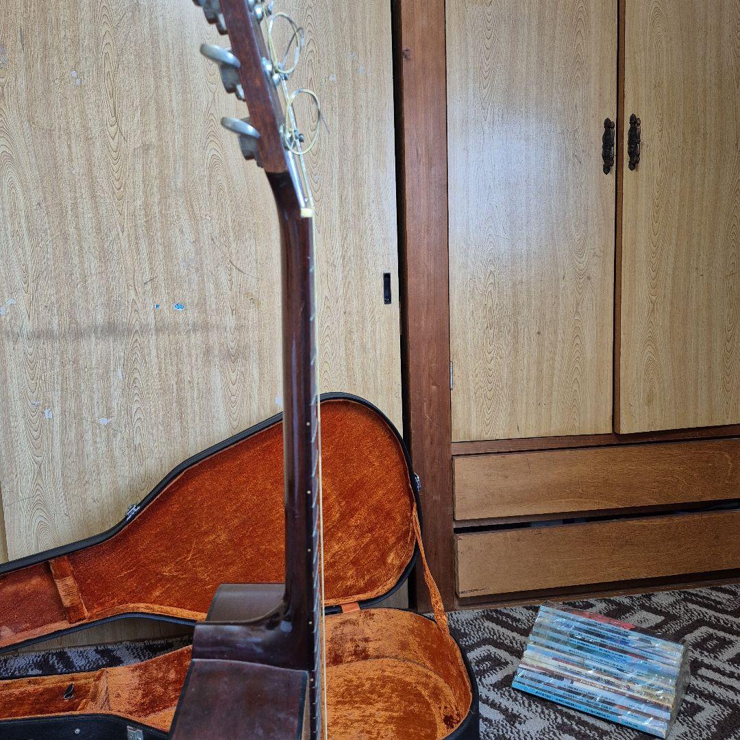 YAMAHA FG-200 アコースティックギター ハードケース付き