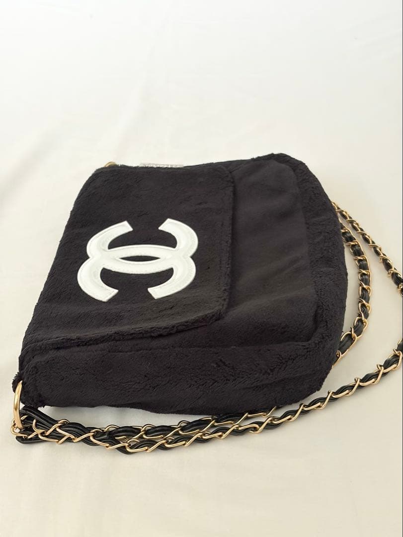 ノベルティ ショルダーバッグ　パイル生地　ロゴマーク　シャネル　美品