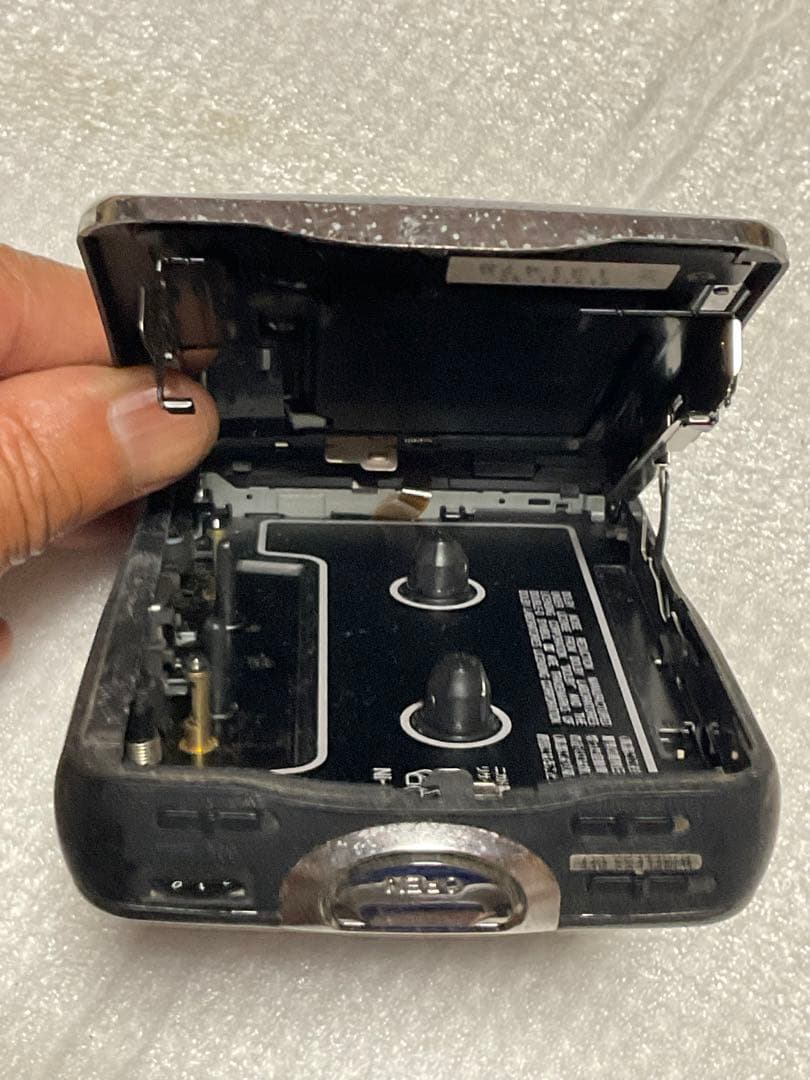 SONY WALKMAN ポータブルカセットプレーヤー　WMーWX1。