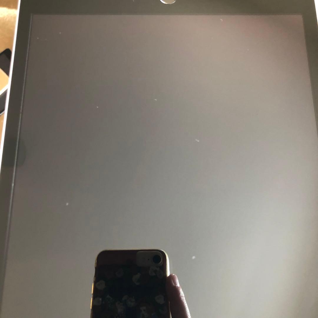 【年始割】iPad 第9世代 256GB 【すぐ発送】