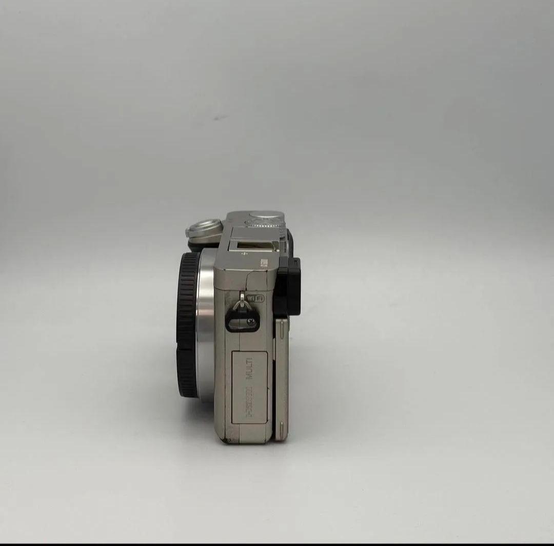 SONY α6000+16-50mm　一眼レフカメラ