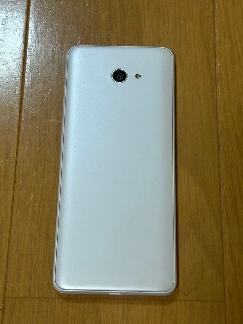 かんたんスマホ2＋　ホワイト