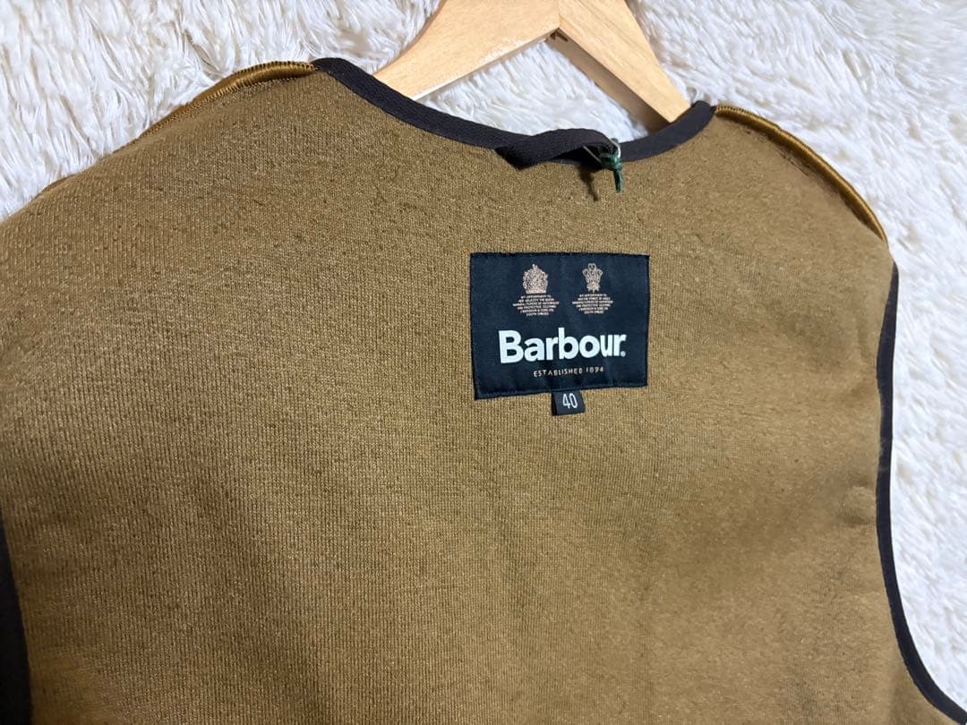 新品 タグ付きBarbour ファーライナー インナーベスト 40 ワイド