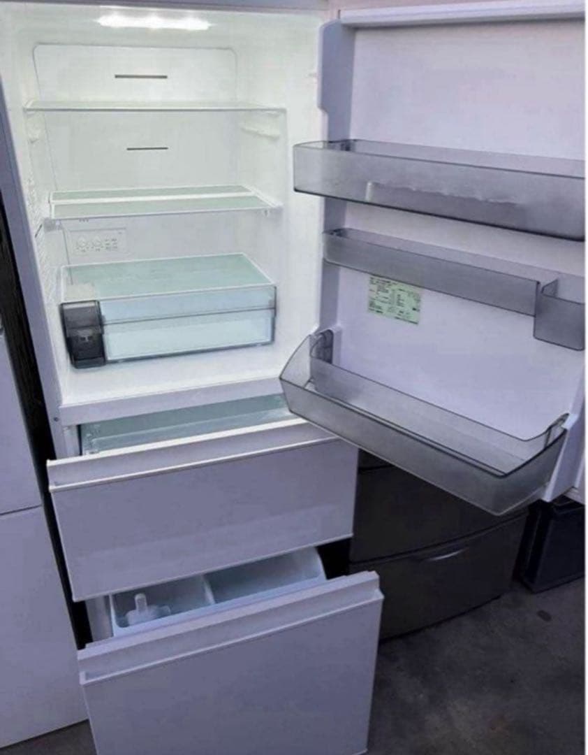 【高年式】2022年式 326L TOSHIBA冷蔵庫GR-T33SC (WT)