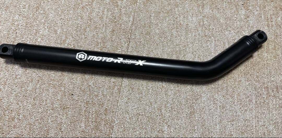 MOTO-Rステンフレーム補強バー [シグナスX/4・5型］kosoレッグカバー