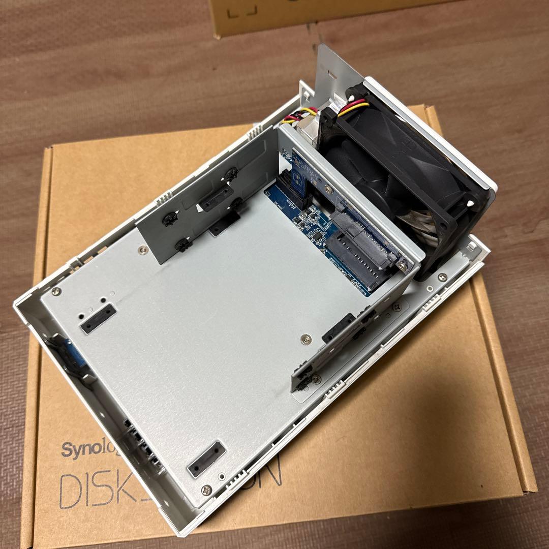 Synology NAS DS218j HDDなし 2ベイ