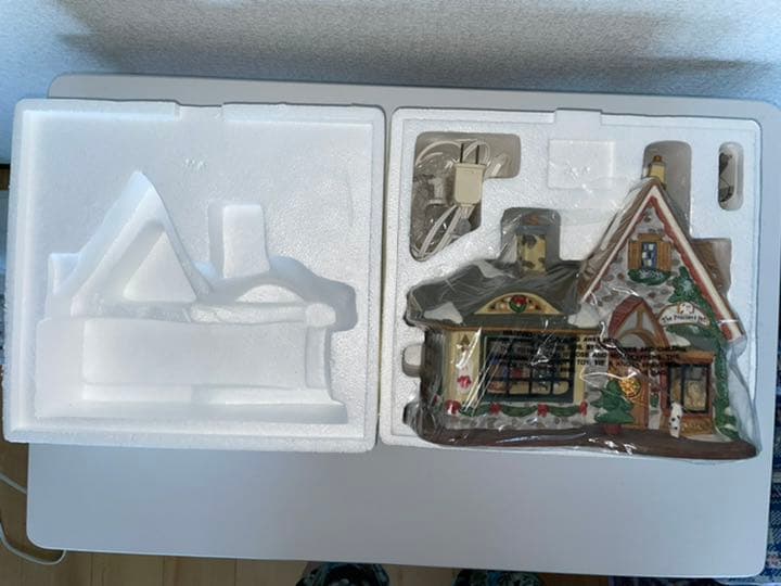 ミニチュア　ドールハウス　ライト　　　　　「ペットショップ」