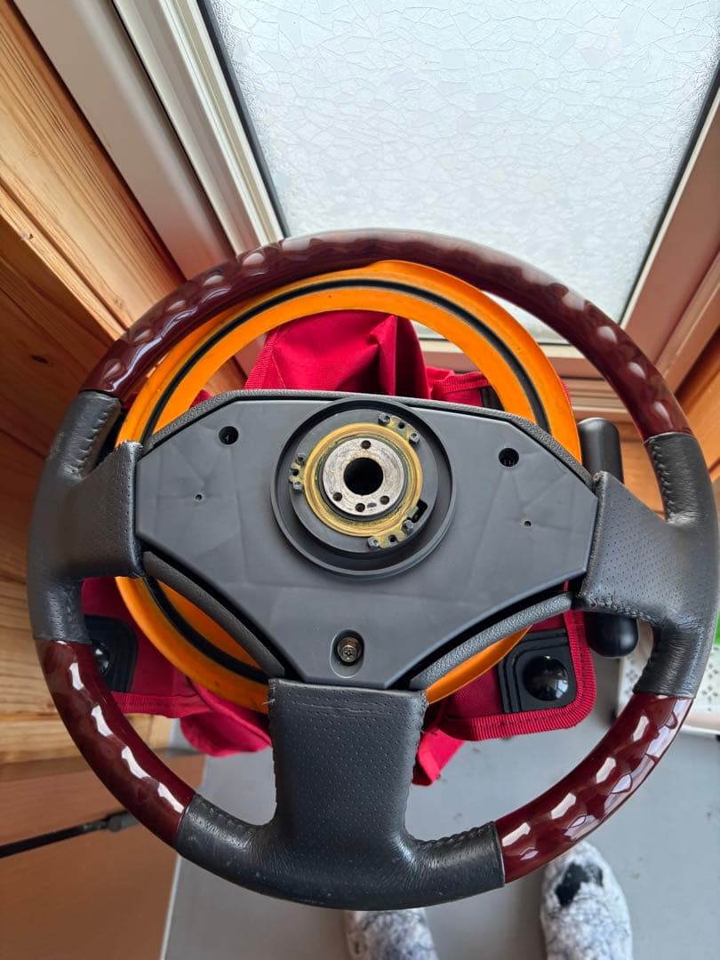 ランドクルーザー ステアリング