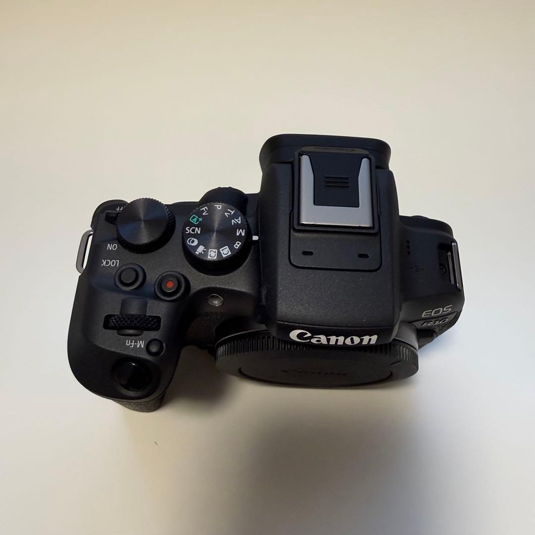 【極美品】Canon EOS R10 RF-S18-45 レンズキット