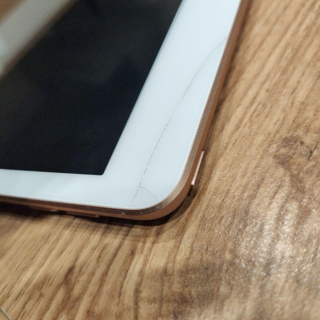 L*a様 Apple iPad (第7世代) 32GB WiFiモデル