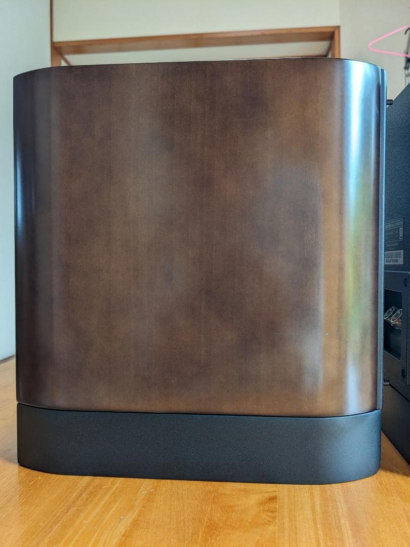 美しい形状と音を持つ ONKYO D-112EXTスピーカーペア