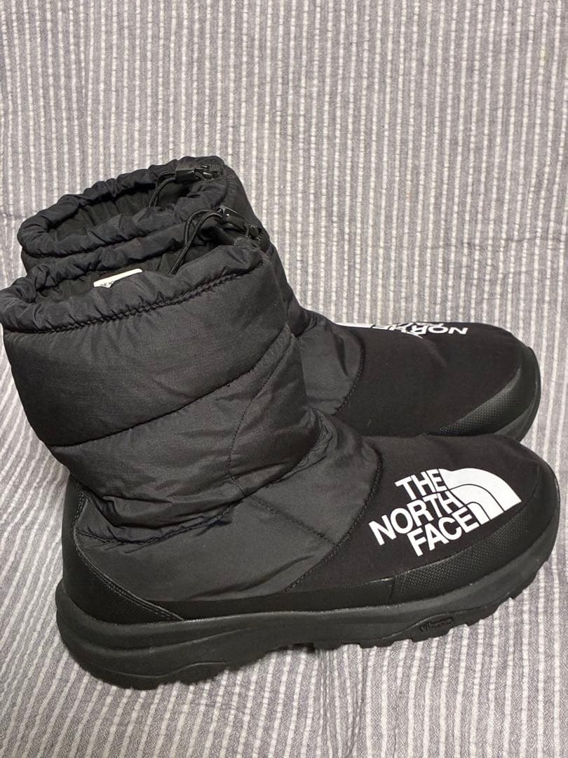 美品　THE NORTH FACE NUPTSE DOWN BOOTIE