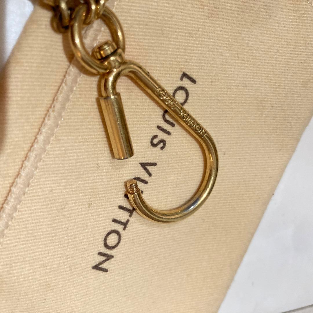 ルイヴィトン チャーム フラワーポルトクレパズル M65218