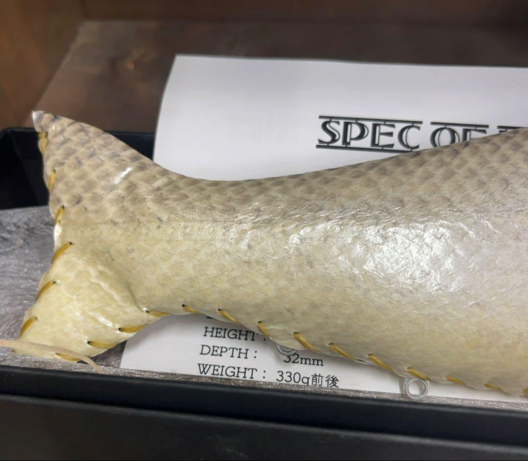 マニフォールド　デニイロ 343　アトランティックサーモン　アゴ下フレーム　魚皮