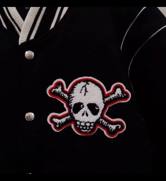 ソ*ト様 ★希少品１点物、サイズXL★　CREAMSODA スカル刺繍 1967