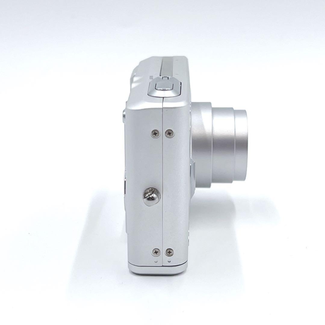 【美品】 CASIO EXILIM ZOOM EX-Z40 シルバー　コンデジ