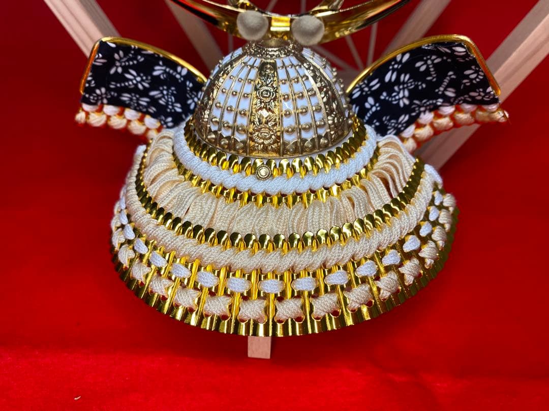 上杉謙信公之兜　東京久月　五月人形　兜飾り　秋田杉　加茂　組子細工