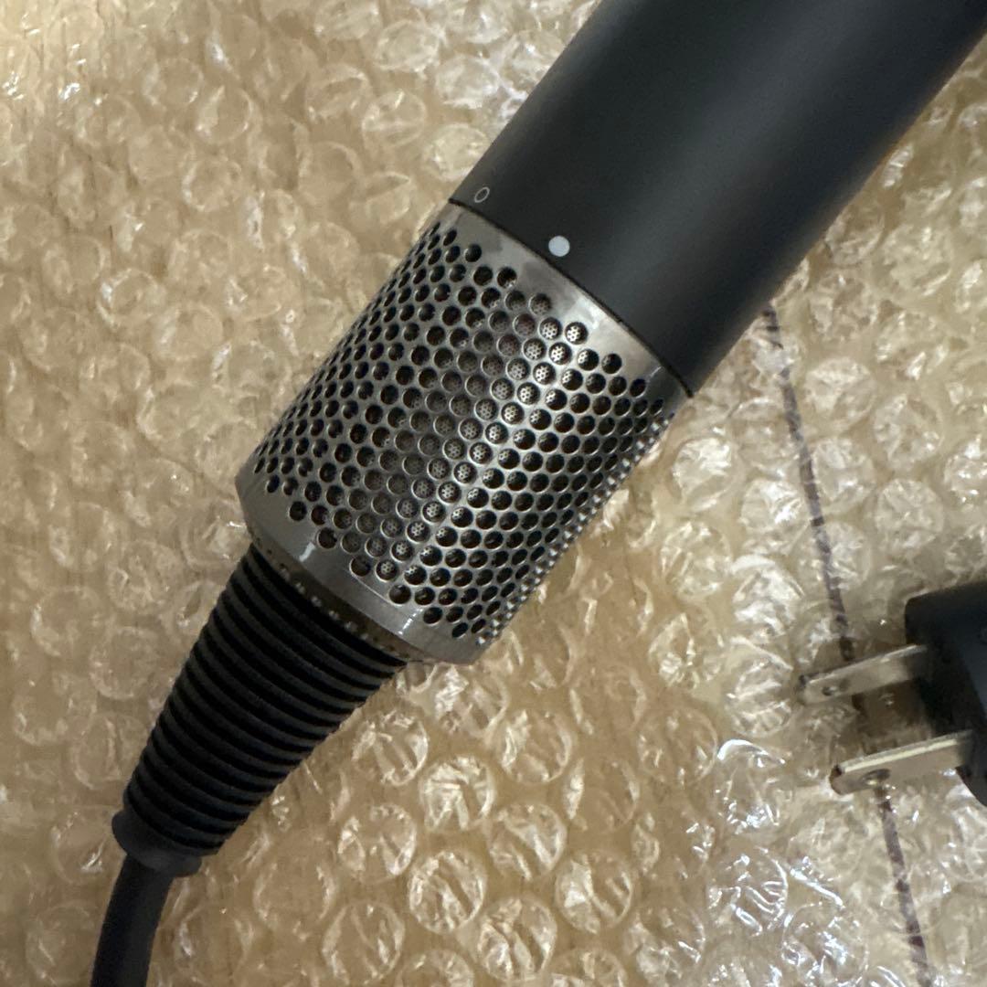 ドライヤー　ダイソン