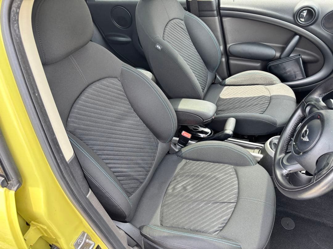 ミニクロスオーバー R60クーパーSターボ　希少ツインルーフ限定カラー