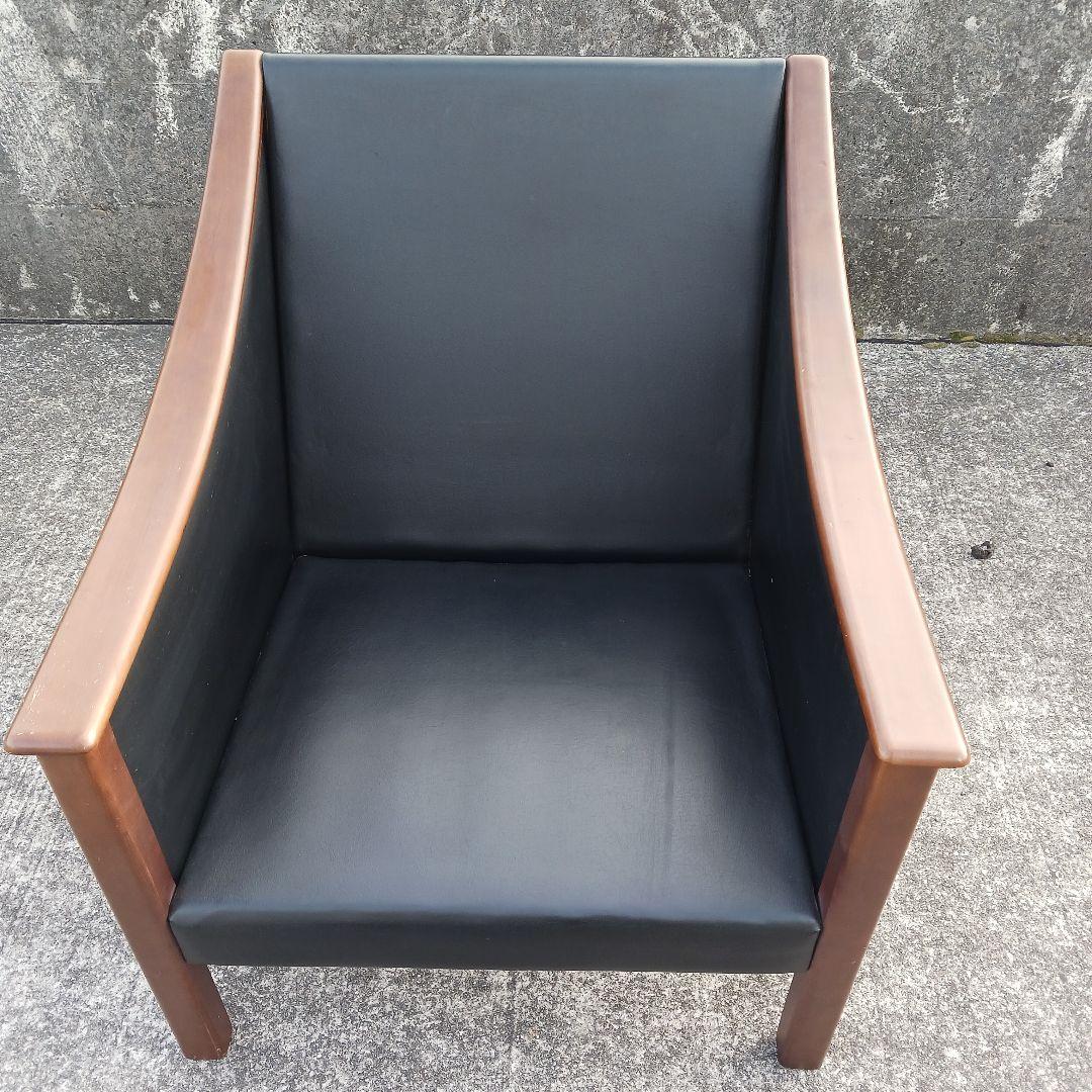 富士ファニチア　一人掛けソファー　②