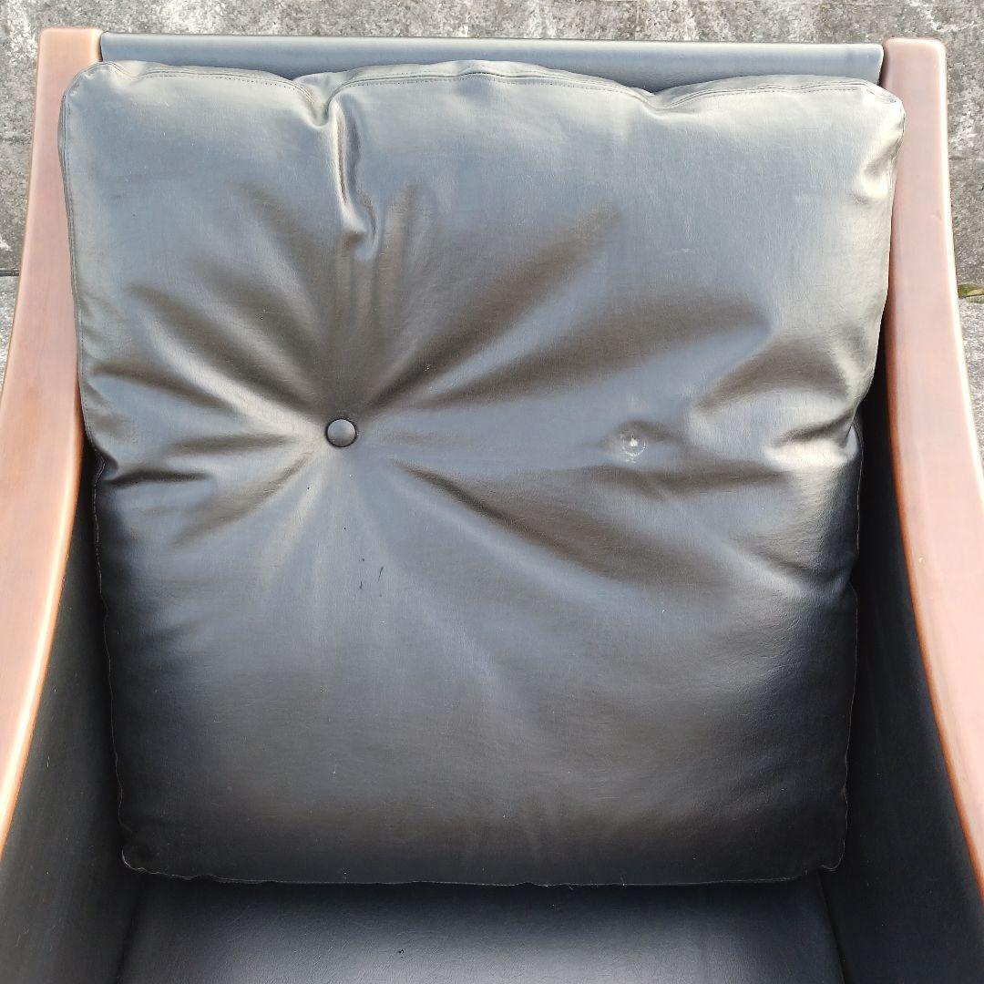 富士ファニチア　一人掛けソファー　②