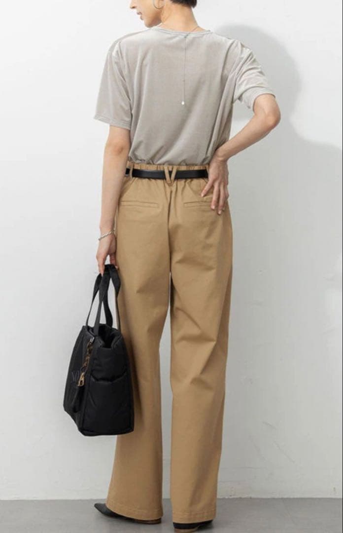 23区 今季 完売！ ストレッチギャバ チノパンツ ベージュ 44 13号 新品